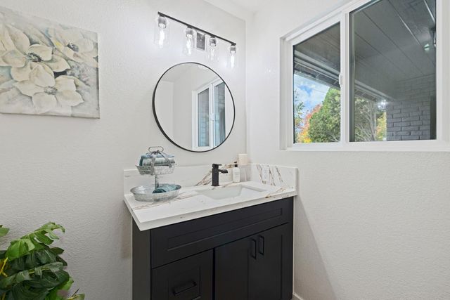 4343 Virgusell Cir, Carmichael, CA 95608