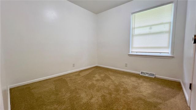 204 N Park Drive, Belton, MO 64012