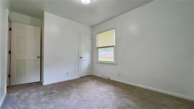 204 N Park Drive, Belton, MO 64012