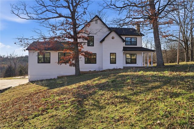 578 County Road 227, Eureka Springs, AR 72631