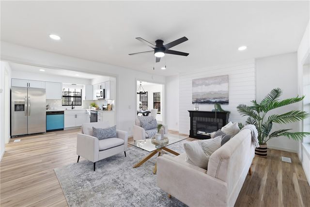 578 County Road 227, Eureka Springs, AR 72631