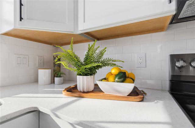 578 County Road 227, Eureka Springs, AR 72631