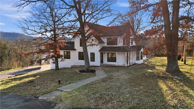 578 County Road 227, Eureka Springs, AR 72631