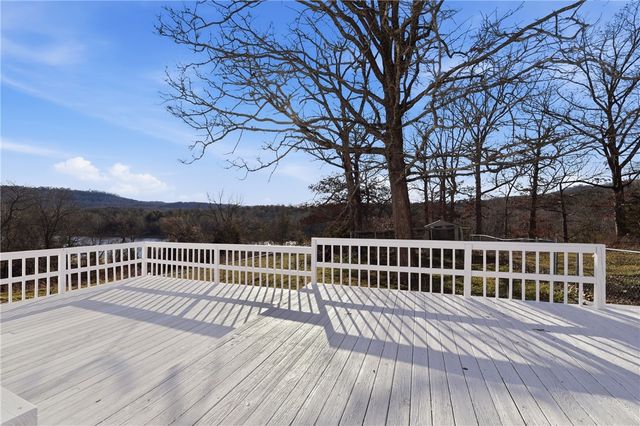 578 County Road 227, Eureka Springs, AR 72631