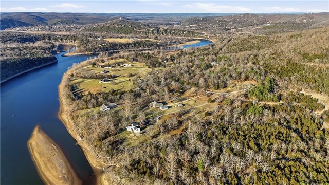 578 County Road 227, Eureka Springs, AR 72631