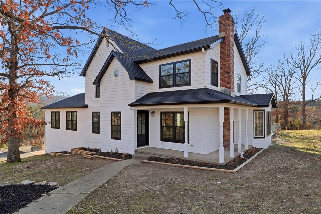 578 County Road 227, Eureka Springs, AR 72631