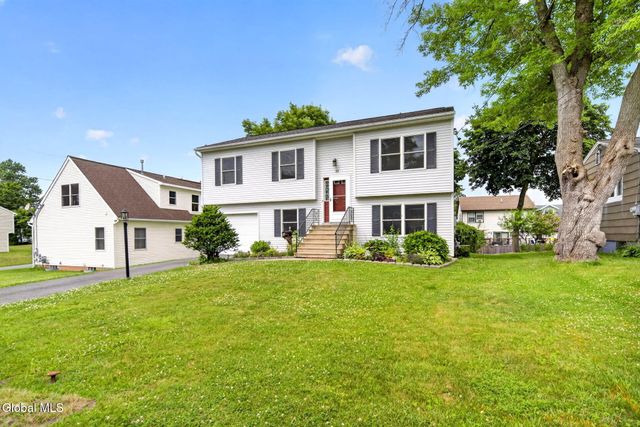 20 Delaware Avenue, East Greenbush, NY 12144