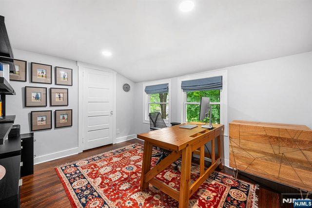 40 W Oak Street, Ramsey, NJ 07446