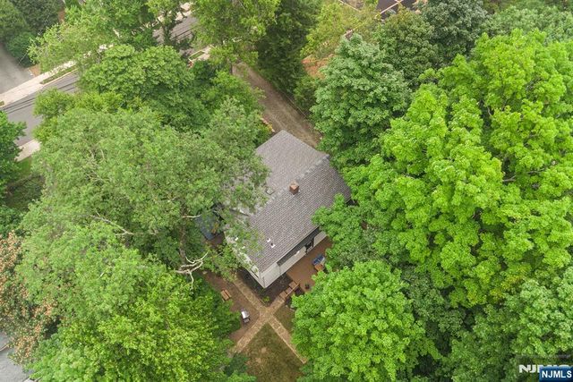 40 W Oak Street, Ramsey, NJ 07446