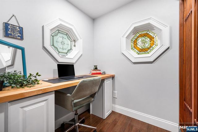 40 W Oak Street, Ramsey, NJ 07446