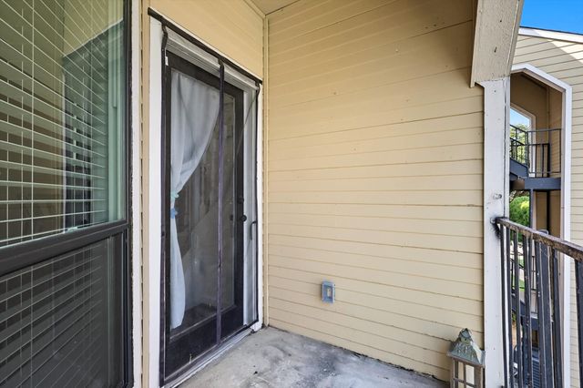 4430 Point Boulevard 203, Garland, TX 75043