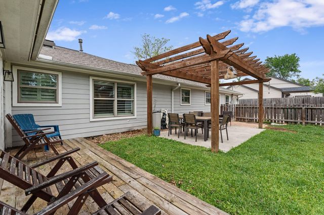 1506 Freedonia Drive, Houston, TX 77055