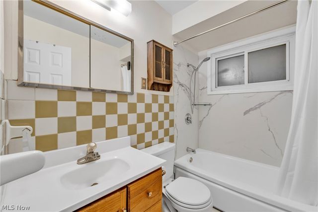 15414 Chatfield Avenue, Cleveland, OH 44111