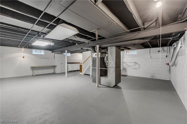 15414 Chatfield Avenue, Cleveland, OH 44111