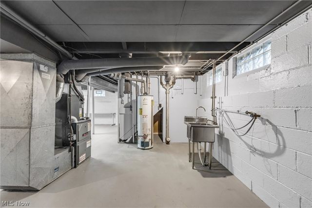 15414 Chatfield Avenue, Cleveland, OH 44111