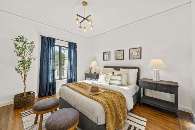 670 Edgewood Road, San Mateo, CA 94402