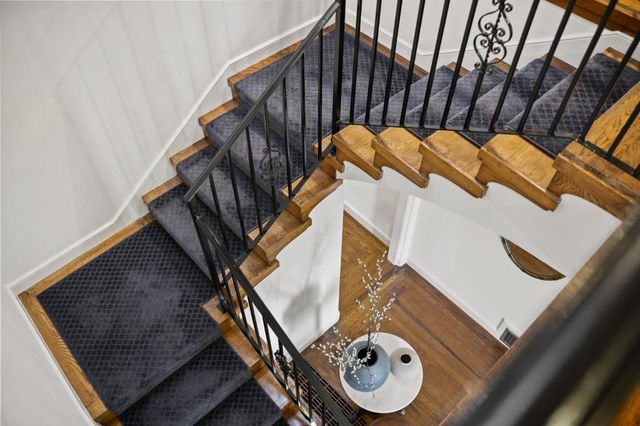 670 Edgewood Road, San Mateo, CA 94402