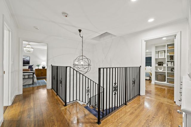 670 Edgewood Road, San Mateo, CA 94402