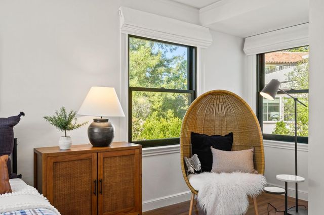 670 Edgewood Road, San Mateo, CA 94402