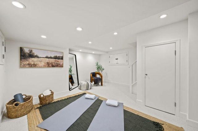 670 Edgewood Road, San Mateo, CA 94402