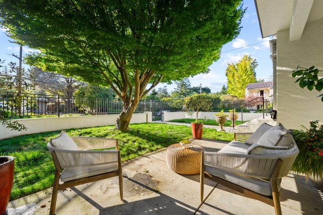 670 Edgewood Road, San Mateo, CA 94402