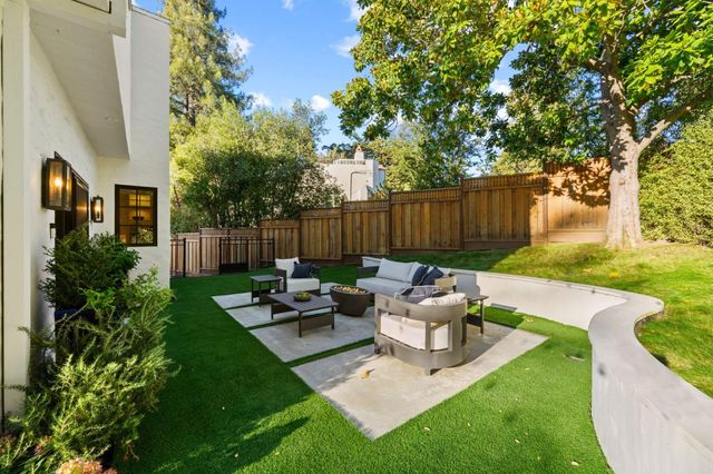 670 Edgewood Road, San Mateo, CA 94402