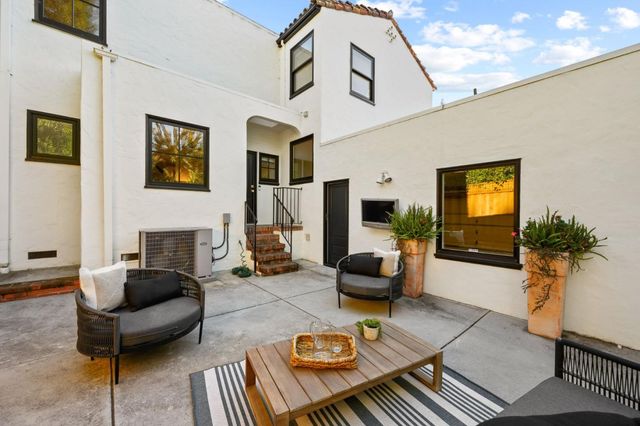 670 Edgewood Road, San Mateo, CA 94402