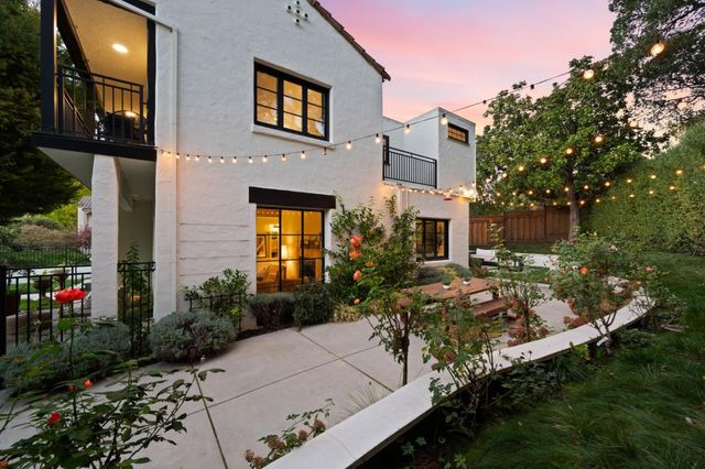 670 Edgewood Road, San Mateo, CA 94402