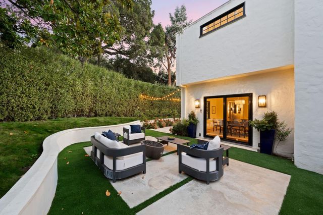 670 Edgewood Road, San Mateo, CA 94402