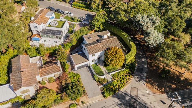 670 Edgewood Road, San Mateo, CA 94402