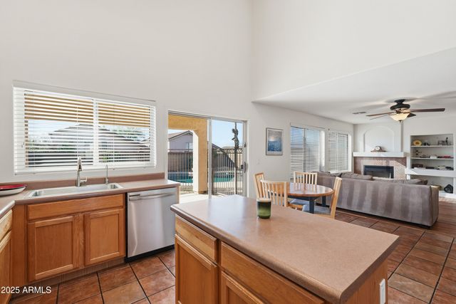 1761 W BROOKWOOD Court, Phoenix, AZ 85045