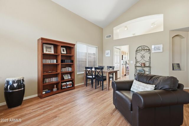 1761 W BROOKWOOD Court, Phoenix, AZ 85045