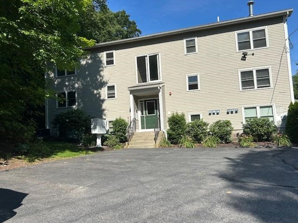 123 New River Road 2, Lincoln, RI 02838