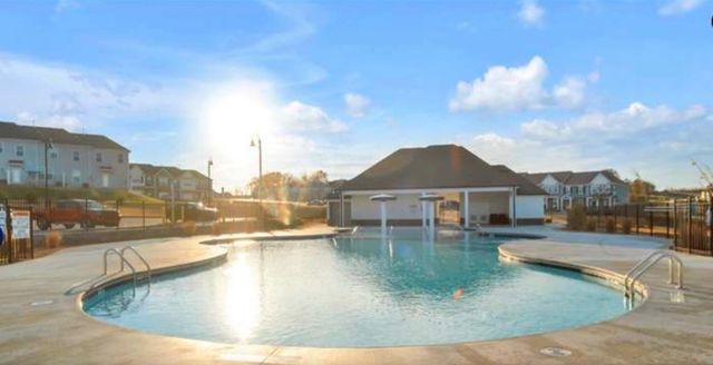 729 Pintail Pt, Lebanon, TN 37090