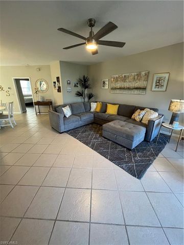 3715 Fieldstone BLVD 602, Naples, FL 34109