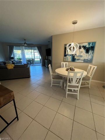 3715 Fieldstone BLVD 602, Naples, FL 34109