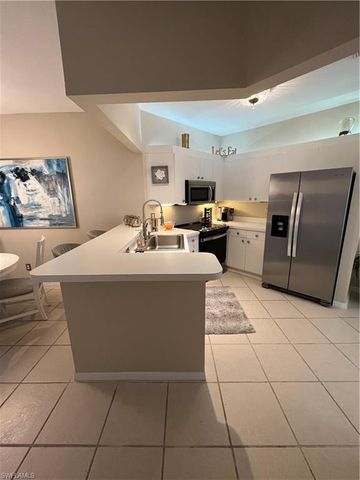 3715 Fieldstone BLVD 602, Naples, FL 34109