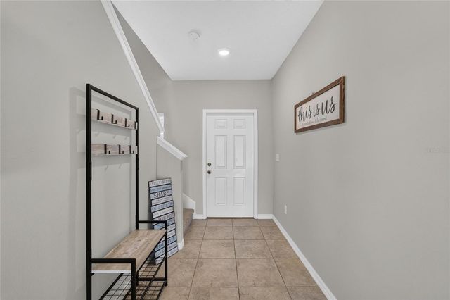 5119 WHITE CHICORY DRIVE, Apollo Beach, FL 33572