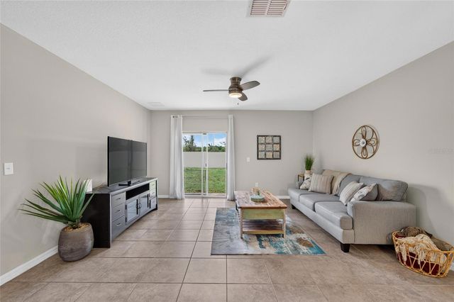 5119 WHITE CHICORY DRIVE, Apollo Beach, FL 33572
