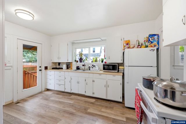 1760 McCoy Av NE, Salem, OR 97301