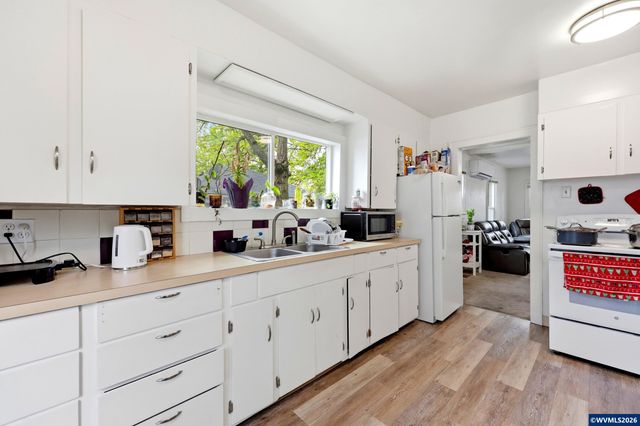 1760 McCoy Av NE, Salem, OR 97301