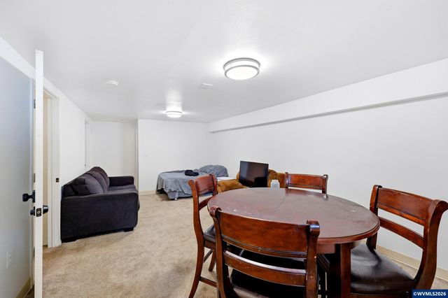 1760 McCoy Av NE, Salem, OR 97301