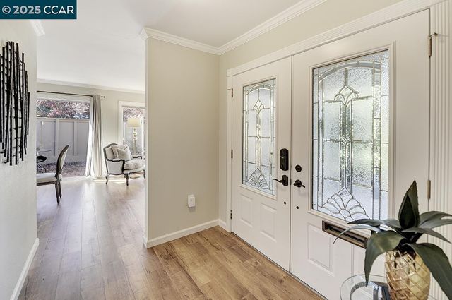 2424 Tice Creek Dr. 2, Walnut Creek, CA 94595