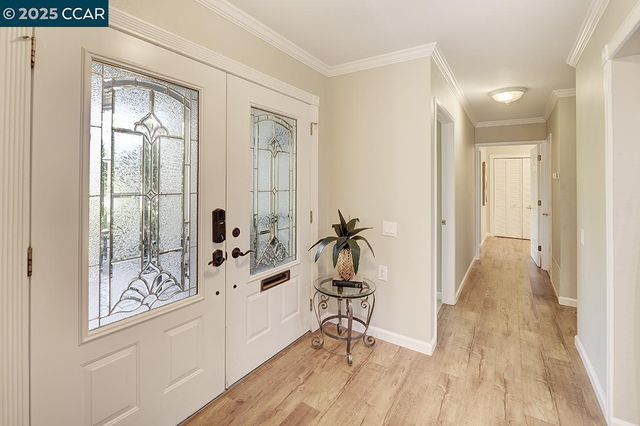 2424 Tice Creek Dr. 2, Walnut Creek, CA 94595