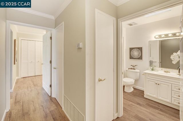 2424 Tice Creek Dr. 2, Walnut Creek, CA 94595