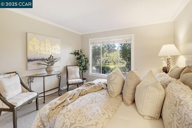 2424 Tice Creek Dr. 2, Walnut Creek, CA 94595