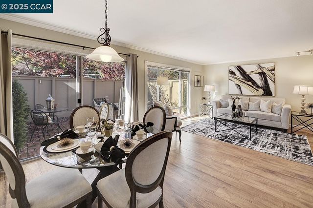 2424 Tice Creek Dr. 2, Walnut Creek, CA 94595