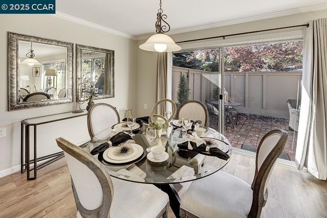 2424 Tice Creek Dr. 2, Walnut Creek, CA 94595