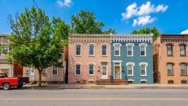 3117 6th Avenue, Troy, NY 12180