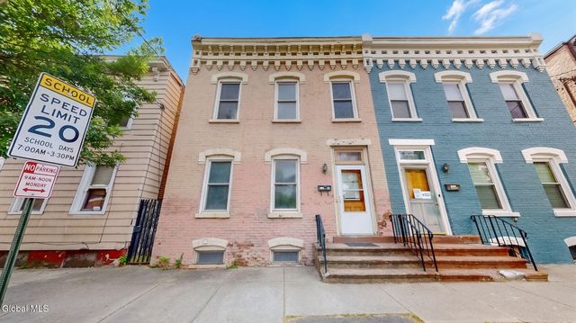 3117 6th Avenue, Troy, NY 12180
